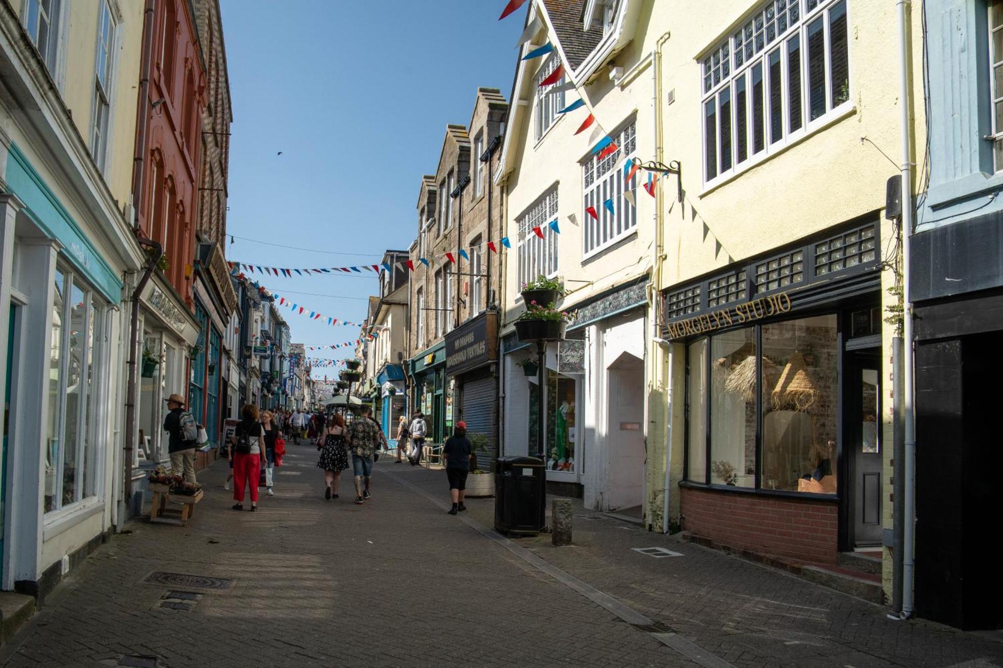 Modern Central One Bedroom Apartment In Penzance Exterior photo
