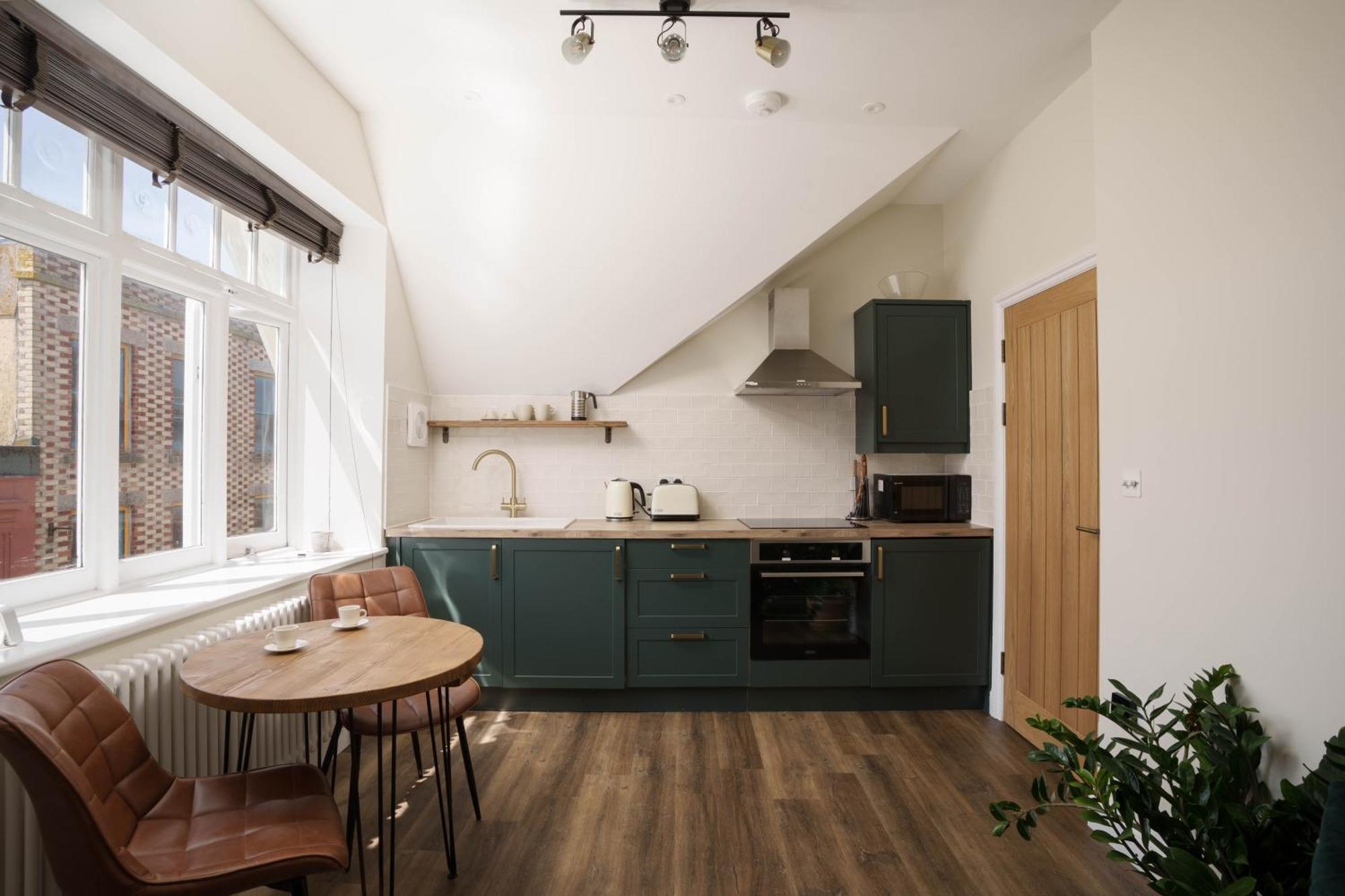 Modern Central One Bedroom Apartment In Penzance Exterior photo