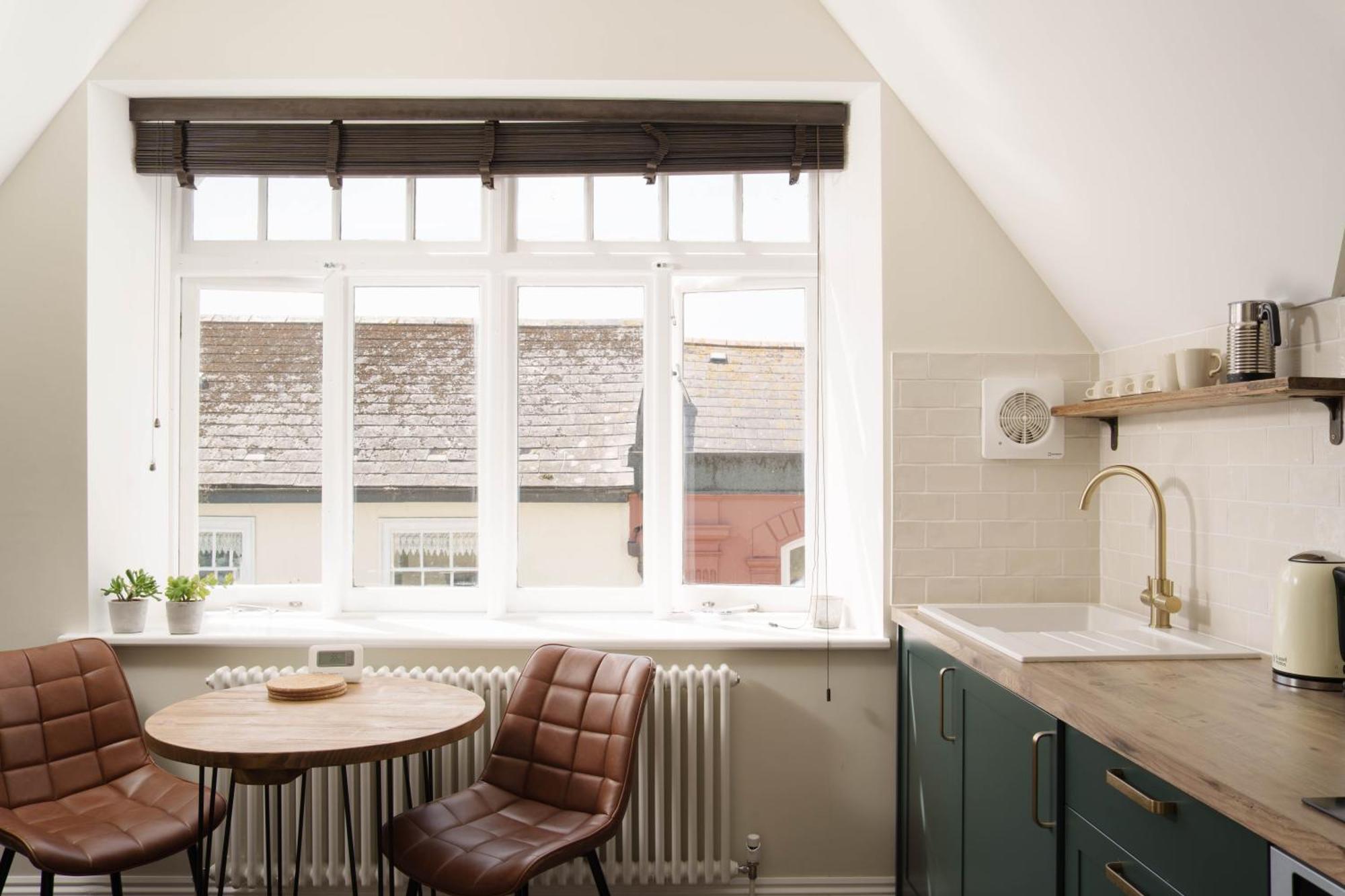 Modern Central One Bedroom Apartment In Penzance Exterior photo