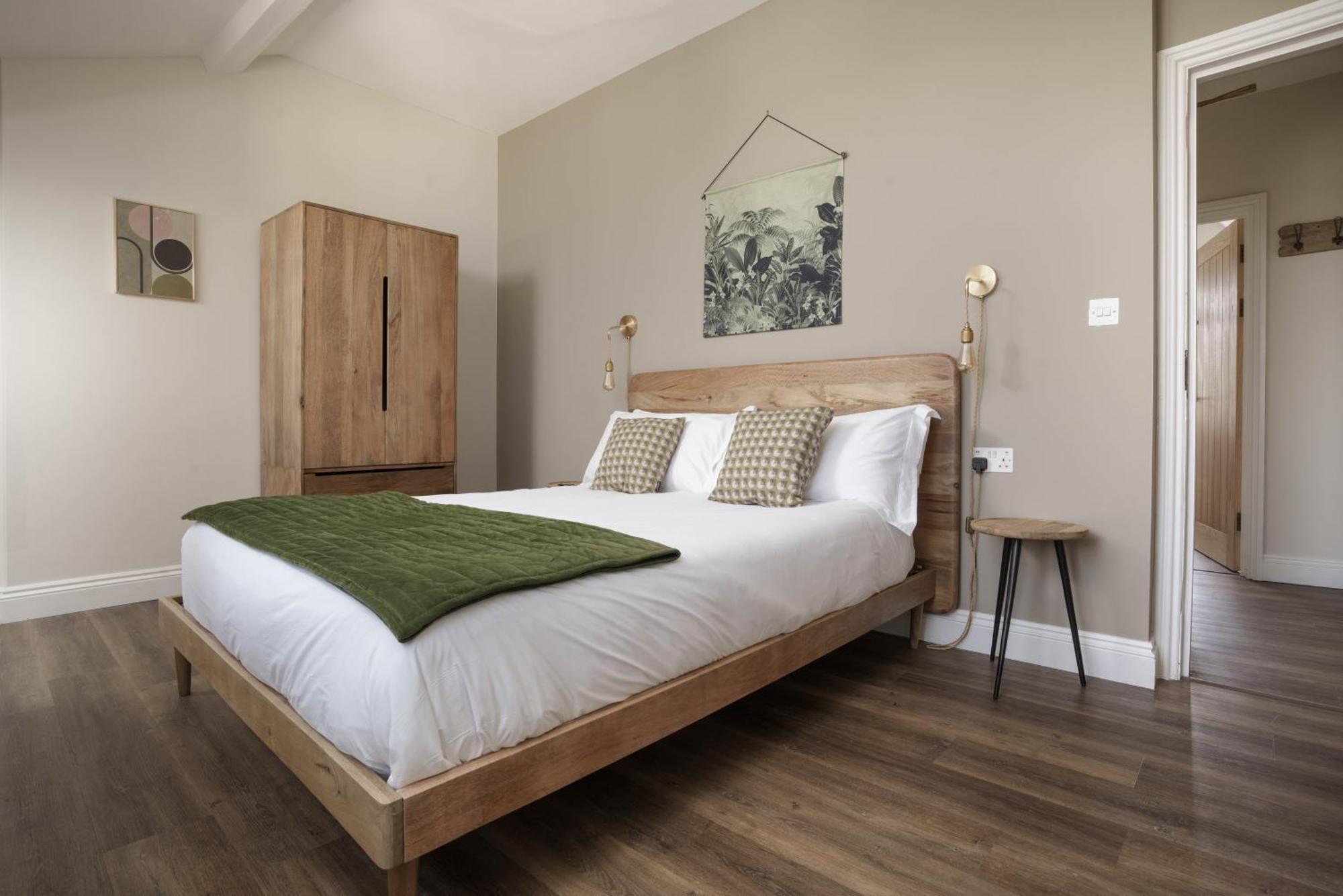 Modern Central One Bedroom Apartment In Penzance Exterior photo